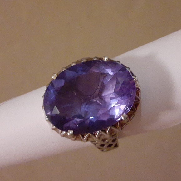 925 Genuine Natural Color Change Fluorite. FIRM. - Picture 16 of 17